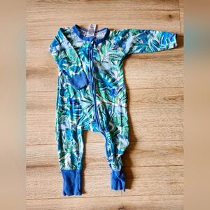 Bonds wondersuit, good condition. 6 - 12 month